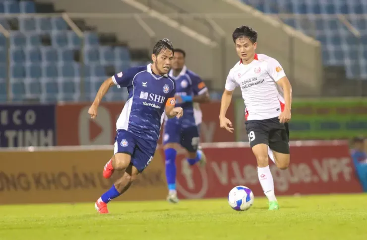 Đội chủ sân Thống Nhất sẽ gặp đối thủ cứng cựa Ninh Bình dù chỉ là tân binh V-League. Ảnh: CCT.