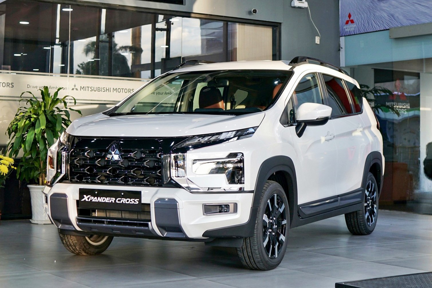 Mitsubishi Xpander Cross 2025 (Mitsubishi gọi là MY 2026)