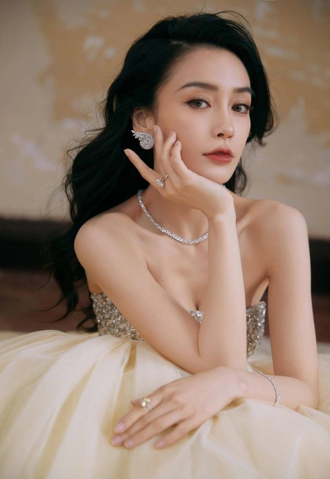Diễn viên Angelababy. Ảnh: Weibo