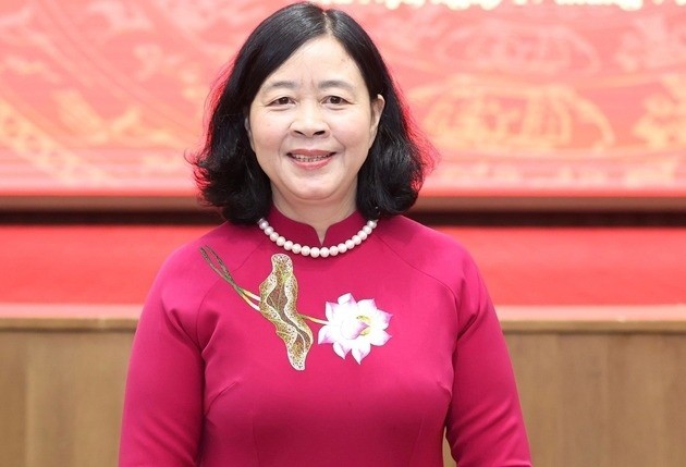 Bà Bùi Thị Minh Hoài giữ chức Chủ tịch Ủy ban Trung ương MTTQ Việt Nam