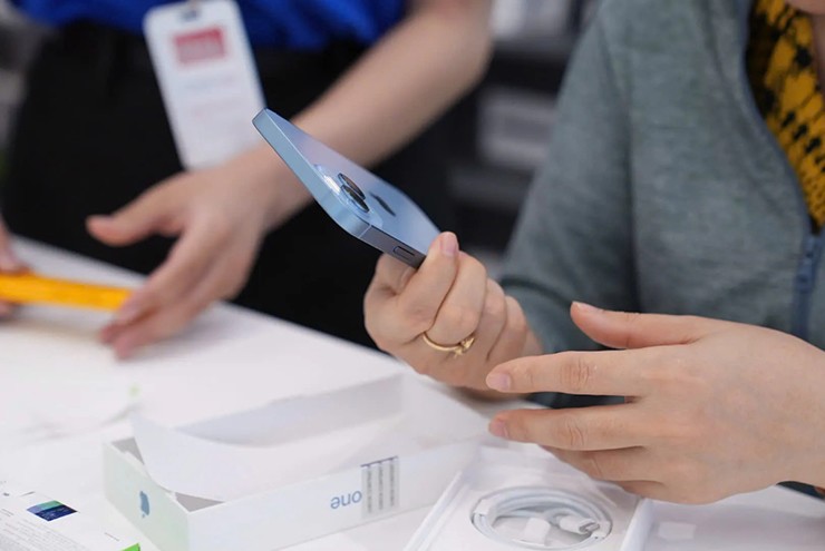 iPhone 17 giữ nguyên giá và tăng bộ nhớ trong lên 256 GB.