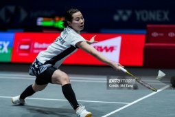 Hotgirl Thùy Linh cứu 4 set point, hạ VĐV chủ nhà vào bán kết giải cầu lông 6 tỷ đồng