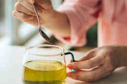 Ba thành phần thêm vào tách trà mỗi sáng giúp sống khỏe, trẻ lâu