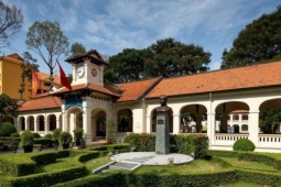 Du lịch - 12 ngôi trường di sản 'vàng' mang dấu ấn thế kỷ tại TP.HCM