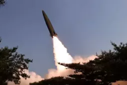 Triều Tiên phóng tên lửa đạn đạo từ vùng gần biên giới Trung Quốc