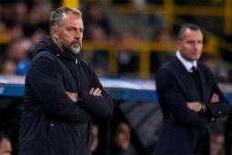 Phòng thay đồ Barcelona dậy sóng: Dàn sao "chán ngấy" chiến thuật của Flick