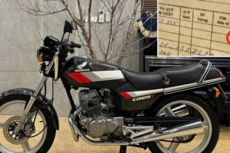 Honda CB125T đời 1993 'zin đét', chủ xe vẫn giữ hoá đơn mua bằng 11,5...