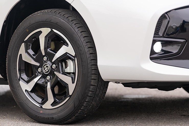 Chi tiết ngoại thất Toyota Vios