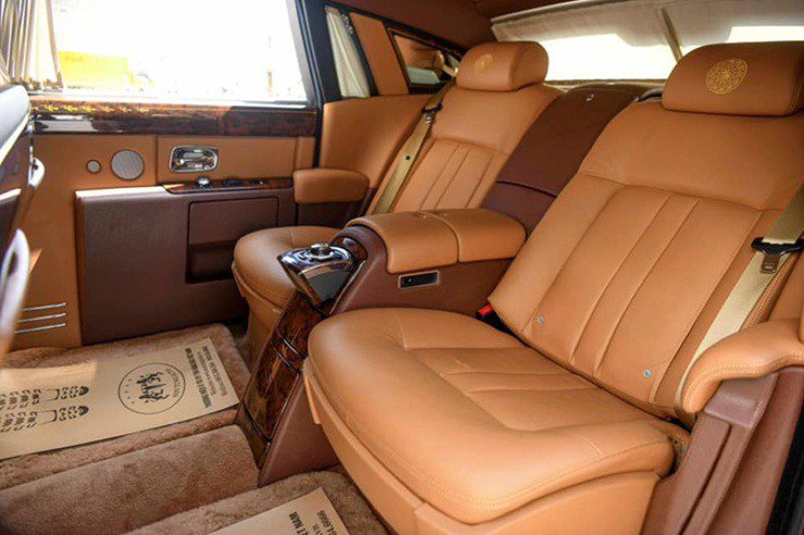 Choáng ngợp với dàn Rolls-Royce xa xỉ bậc nhất Việt Nam - 19