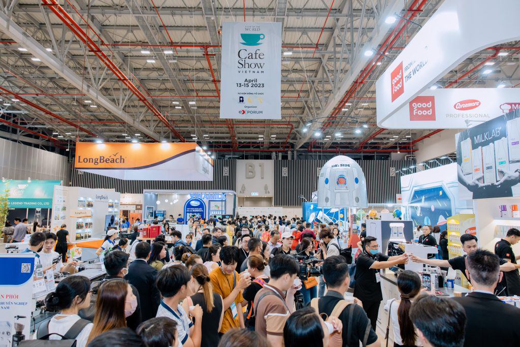 Không gian Cafe Show thu hút đông người tham gia