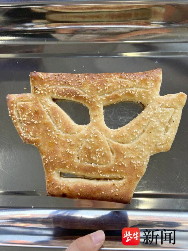 Thạc sĩ bỏ việc đi bán bánh, giá rẻ như cho mà “gây bão” MXH - 2