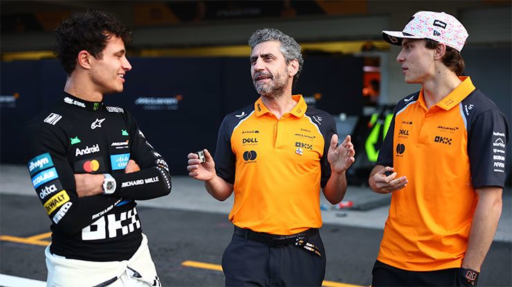 Norris vươn lên dẫn trước với lợi thế 1 điểm trước Piastri