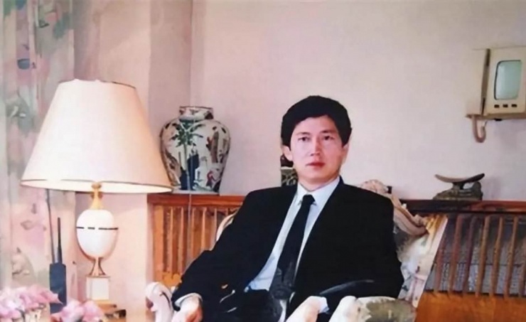  Lý Xuân Bình có vẻ ngoài lịch lãm. Ảnh: 163