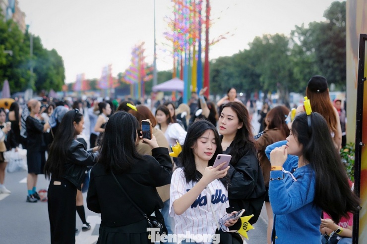 Đêm nhạc đầu tiên thuộc tour thế giới Übermensch của G-Dragon tại Hà Nội diễn ra vào ngày 8/11 tại 8Wonder Ocean City - Vinhomes Ocean Park 3.