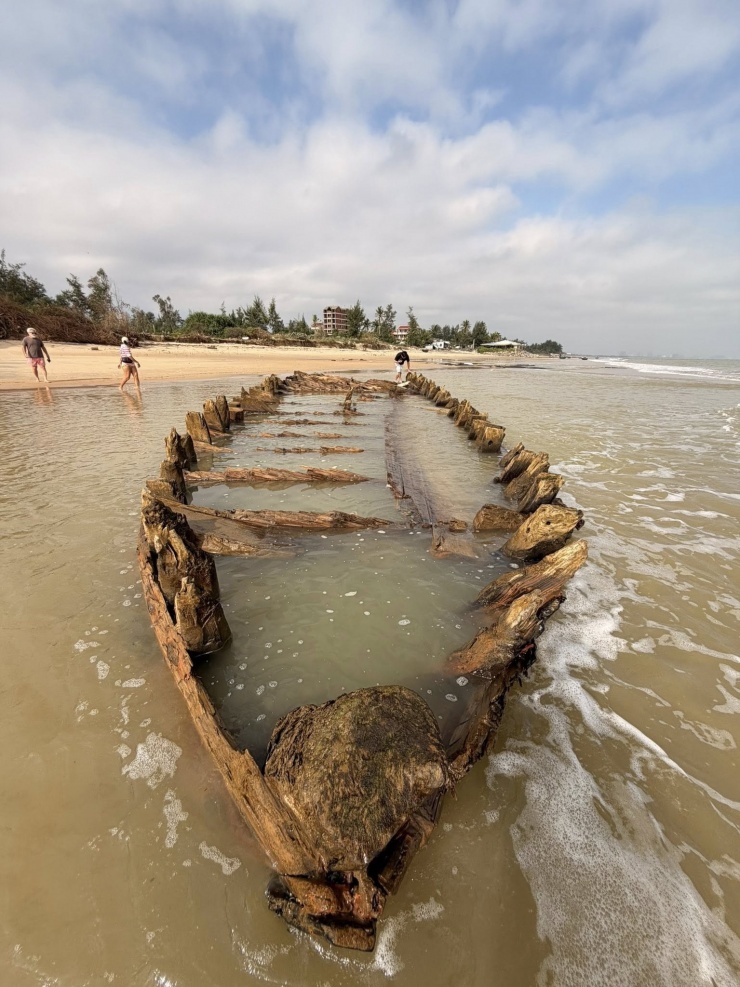 Kết cấu toàn bộ thân tàu. Ảnh: Lê Quốc Việt