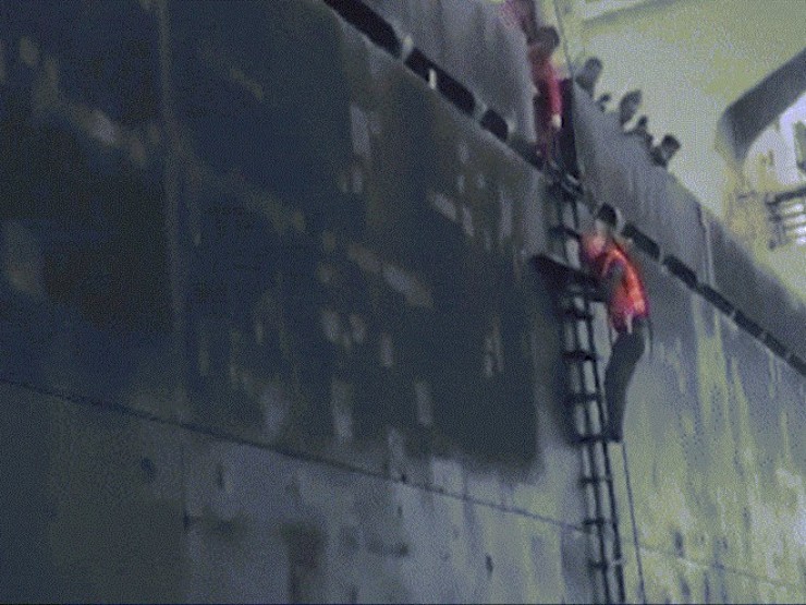 Người đàn ông sống sót kỳ diệu trên biển Lý Sơn kể chuyện… mất tích