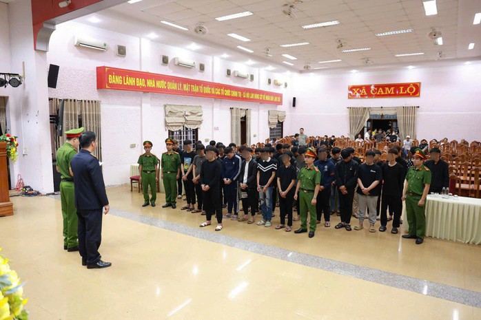 Cơ quan chức năng đọc lệnh khởi tố các bị can