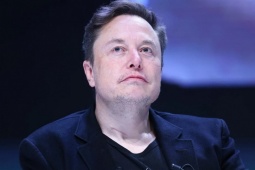 Elon Musk mất 10 tỷ USD sau khi Tesla thông qua gói trả lương khủng