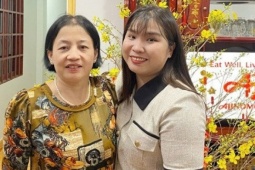 Tai nạn kinh hoàng cướp đi mẹ ruột và 1 chân, cô gái được mẹ chồng bù...