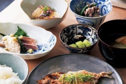 Món rau người Nhật rất chuộng vì khả năng ngừa ung thư, bán đầy chợ Việt, chế biến thành nhiều món ngon