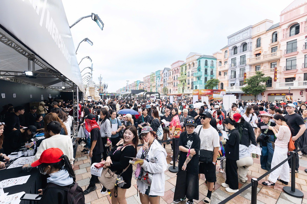 Ocean City "bùng nổ" trước giờ G: Fan Việt và quốc tế cuồng nhiệt đổ về, tạo nên trải nghiệm âm nhạc hiếm có - 1