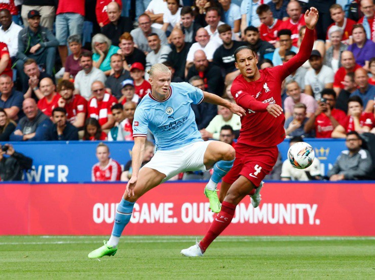 Haaland thường gặp khó khi đối đầu với Van Dijk