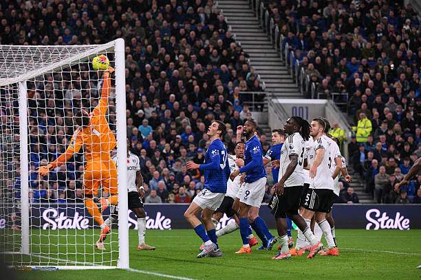 Michael Keane mang lại bàn quyết định trận đấu cho Everton