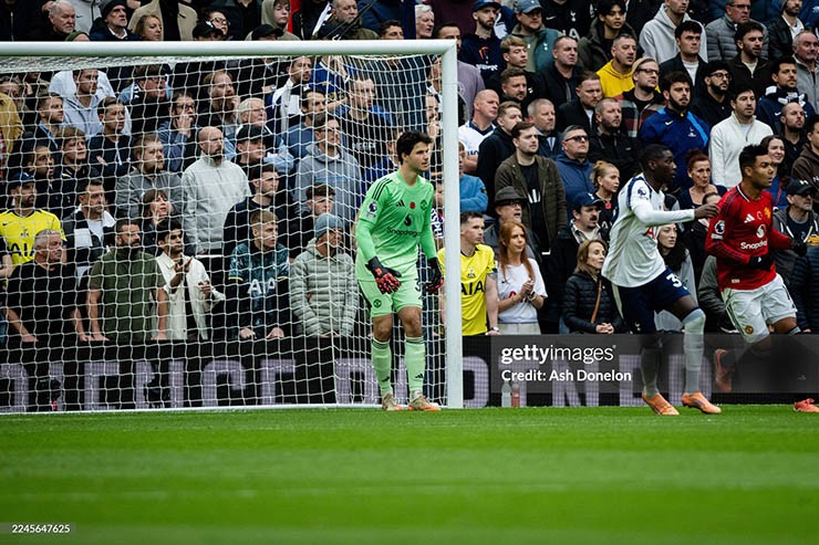 Trực tiếp bóng đá Tottenham - MU: De Ligt ghi bàn phút 90+6 (Hết giờ) - 8