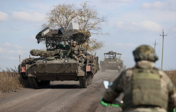 Nga tiến công như vũ bão, Ukraine chống trả quyết liệt trên mặt trận chính - 1