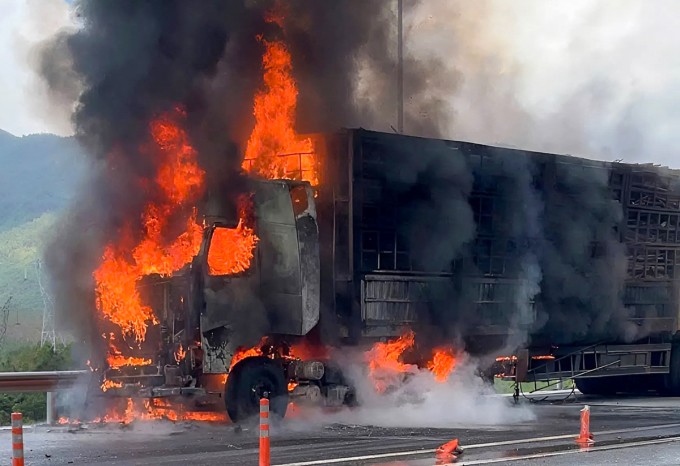 Hiện trường vụ cháy sáng 9/11. Ảnh: Hùng Lê