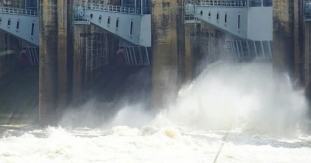 Hồ thủy điện lớn nhất miền Nam xả lũ tăng gấp 3...