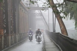 Nguyên nhân khiến nồm ẩm ở miền Bắc đến sớm bất thường