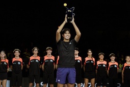 Thể thao - Nóng nhất thể thao tối 9/11: Tay vợt gốc Việt Learner Tien lần đầu vô địch ATP, ghi danh lịch sử