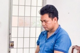 Bắt người đàn ông đưa bạn gái 13 tuổi vào nhà nghỉ quan hệ tình dục