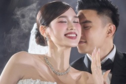 Bóc giá nhẫn cưới Đỗ Thị Hà và sao Việt
