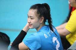 Người đẹp bóng chuyền Kim Thanh nhận mưa lời khen, Như Quỳnh được săn đón