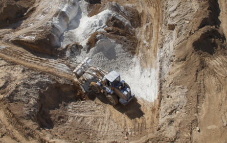 Trung Quốc bật lại “van” đất hiếm sau thời gian siết chặt - 1