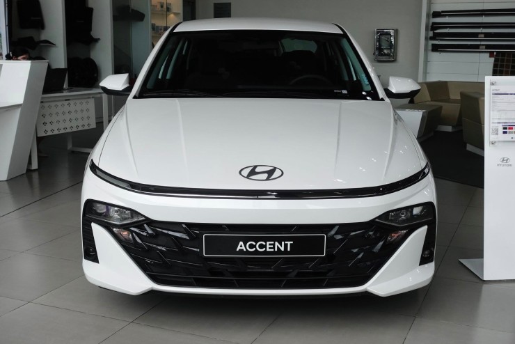 Ưu nhược điểm của Hyundai Accent giá từ 439 triệu đồng - 1