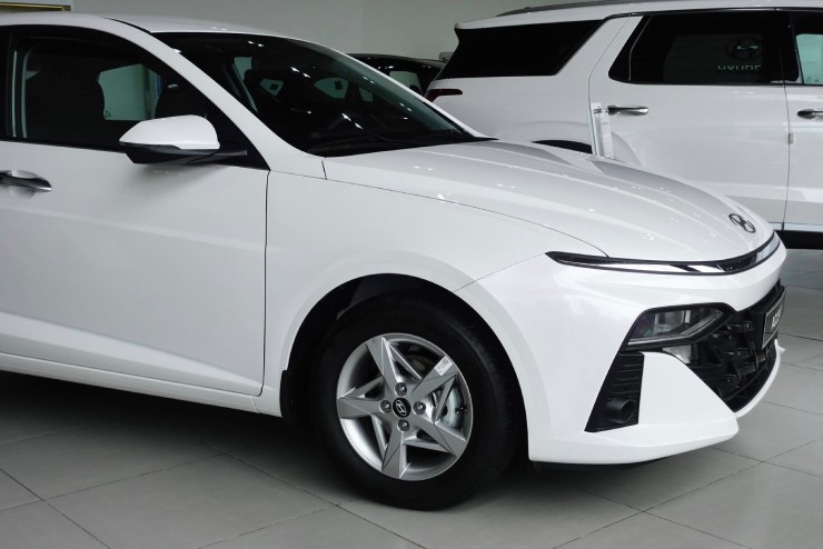 Ưu nhược điểm của Hyundai Accent giá từ 439 triệu đồng - 4