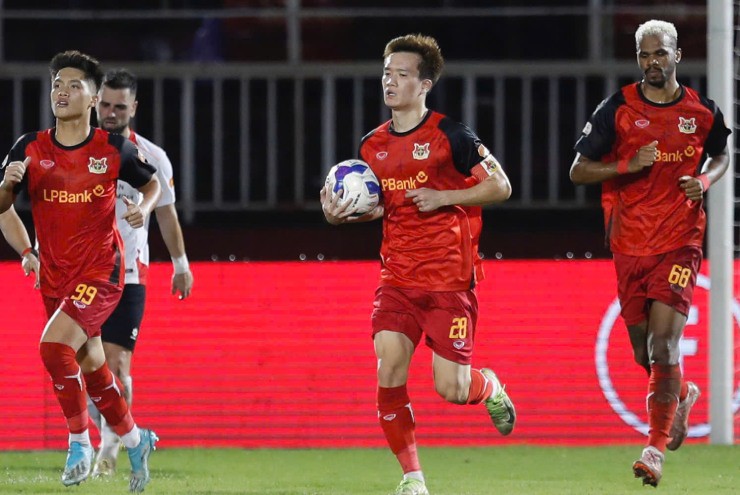 Trực tiếp bóng đá Công an TP HCM - Ninh Bình: Quang Hùng phản lưới, vỡ òa phút 89 (Hết giờ) - 5