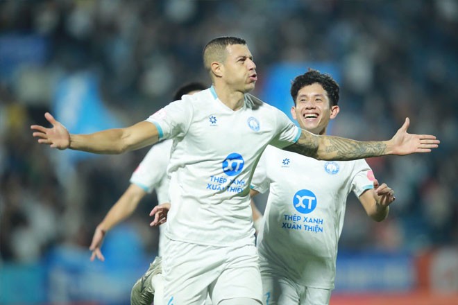 Trực tiếp bóng đá Nam Định - Hà Nội: Bỏ lỡ nhiều cơ hội ngon ăn (V-League) (Hết giờ) - 2