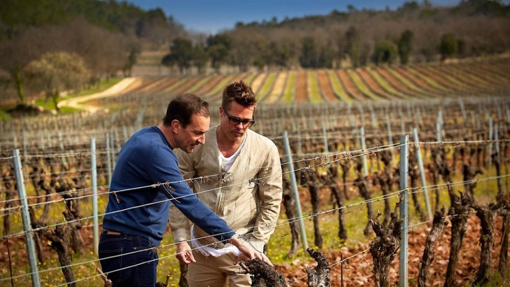 Brad Pitt cho rằng trang trại tại Pháp là "cuộc đời" của anh, không thể để rơi vào tay người khác.