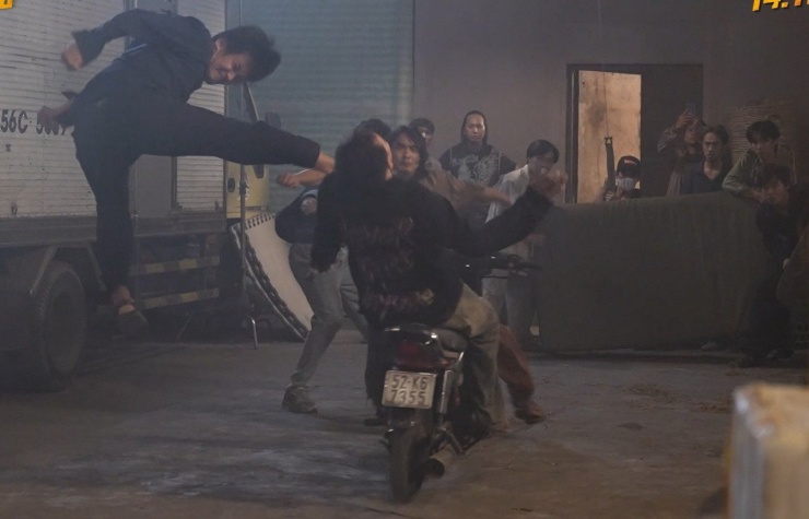 Tình cảnh chưa từng có - 3