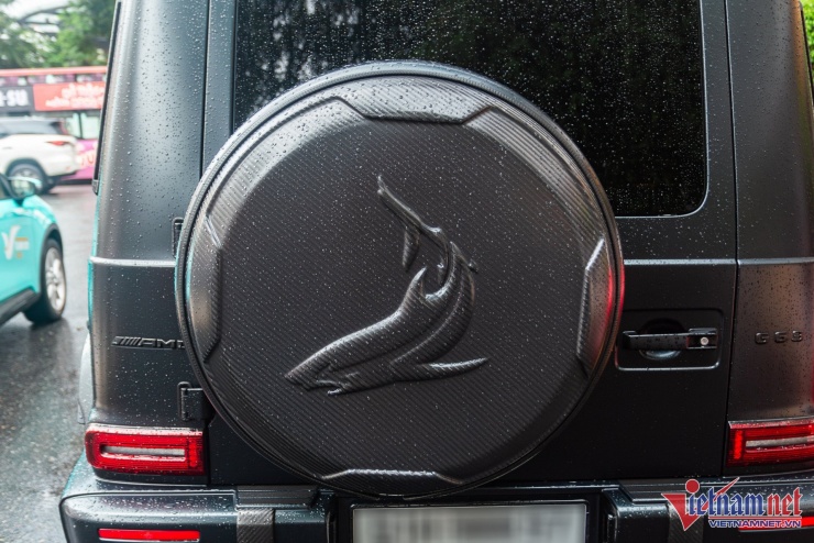 Đại gia Sài Gòn mạnh tay chi 1,3 tỷ độ lại xe sang Mercedes-AMG G 63 - 8