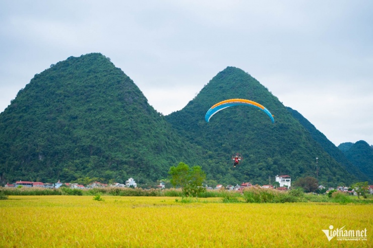 Trải nghiệm "bay trên mùa vàng" Bắc Sơn