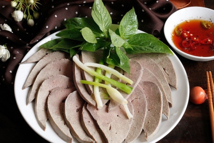 Ngâm gan với sữa có khử được độc?