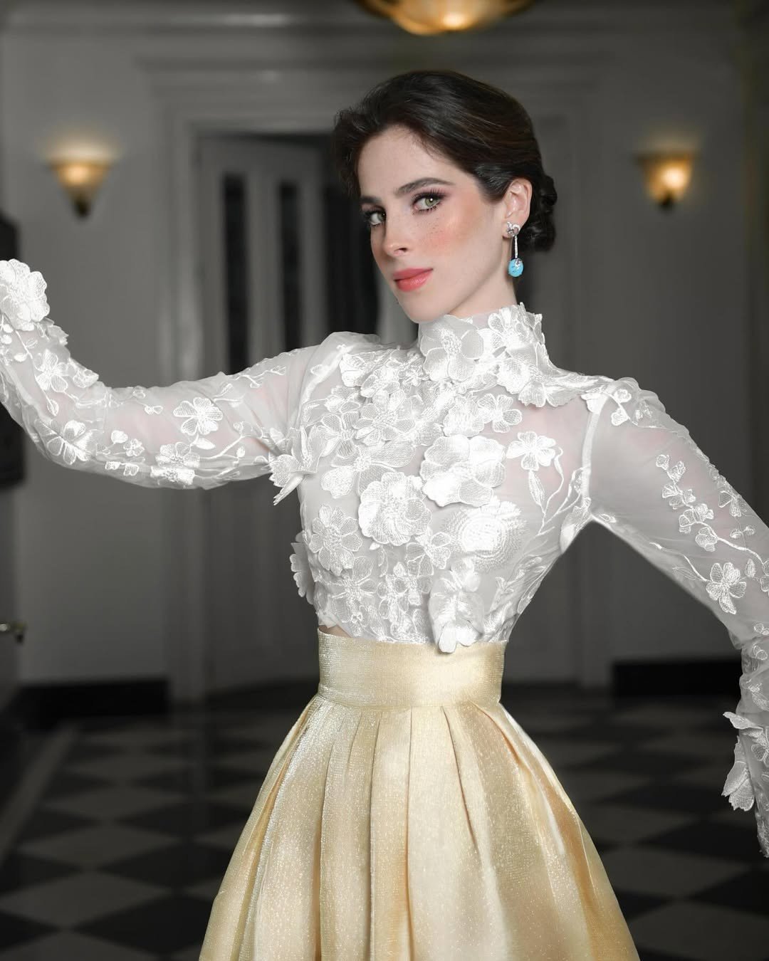 Các bài đăng gần đây của Fatima Bosch đều nhận lượng tương tác khủng với vài trăm nghìn lượt thích và hàng nghìn bình luận, chia sẻ.