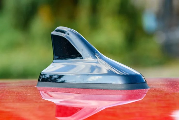 Chi tiết tưởng trang trí nhưng là "trung tâm kết nối" của xe hiện đại.