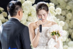 Đỗ Thị Hà nói với chồng: 'Bên anh, bão tố hóa nhẹ nhàng'