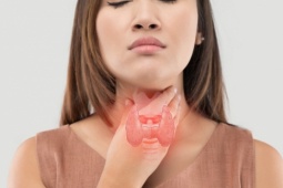 4 thức uống buổi sáng tốt cho người mắc bệnh tuyến giáp